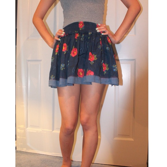 Red and blue floral hollister skirt