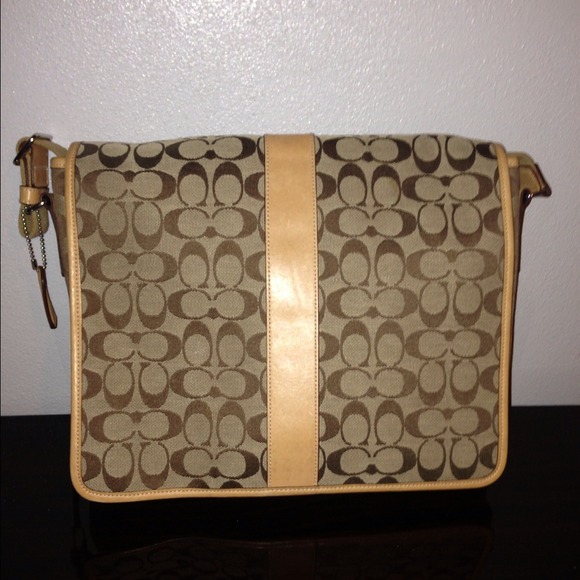 Reserved for @jjhunter78 Coach Messenger Bag
