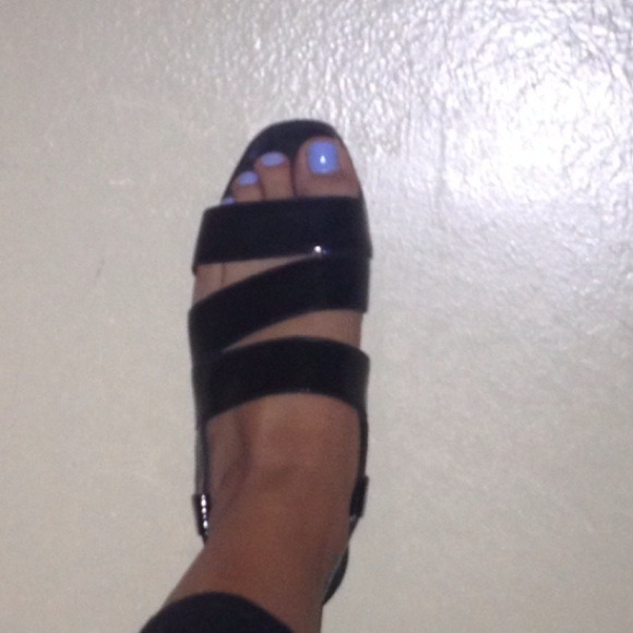 🎉SOLD🎉 - Picture 2 of 4