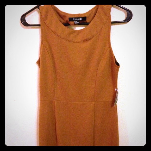 Brown,cut out back dress