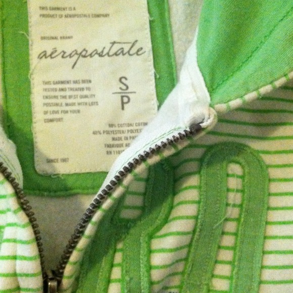 Striped Aeropostale jacket - Picture 4 of 4