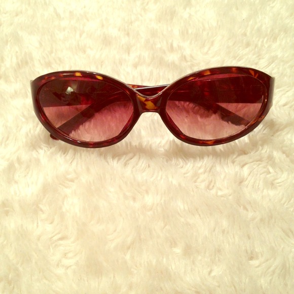 Jessica Simpson Tortoise Shell Sunglasses
