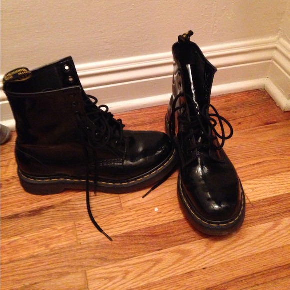 Dr. Martens Boots - 🚫🚫SOLD 🚫🚫
