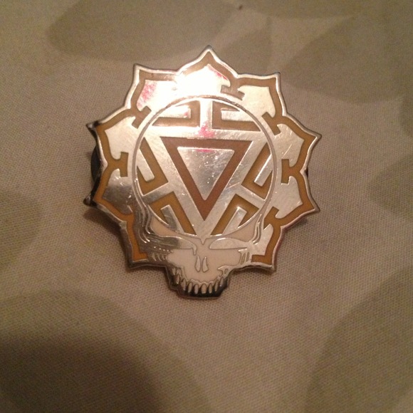 Grateful dead pin