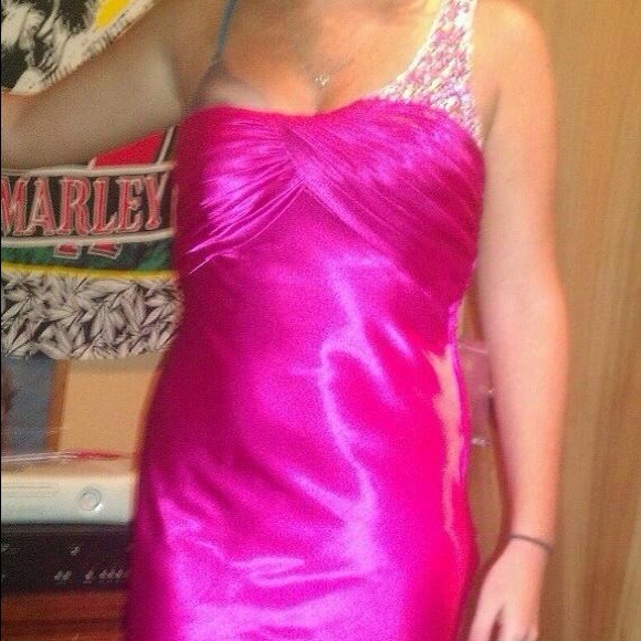 Worn once, a beautiful dress.