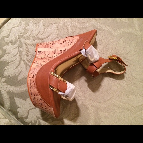 🔴REDUCED🔴 Cork Wedge Sandals - Picture 3 of 4