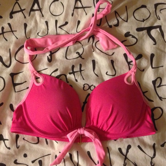 ❌TRADED❌VS GORGEOUS raspberry bikini 34b - Picture 4 of 4