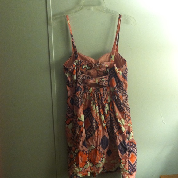 One of my favorite dresses!! - Picture 2 of 3