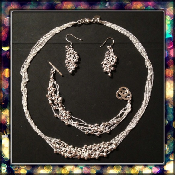 925 Sterling Silver Grape Design Jewelry Set