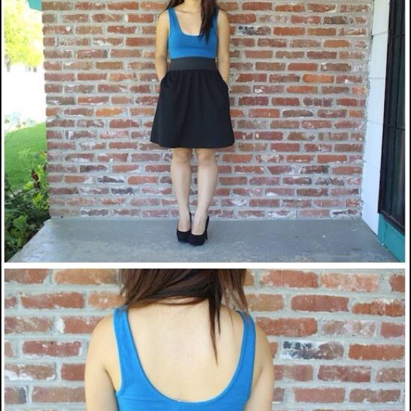 Express basic blue dress!