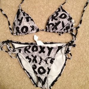 ROXY BATHINGSUIT!