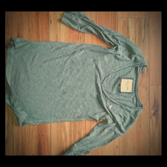 Large - 3/4 sleeve length