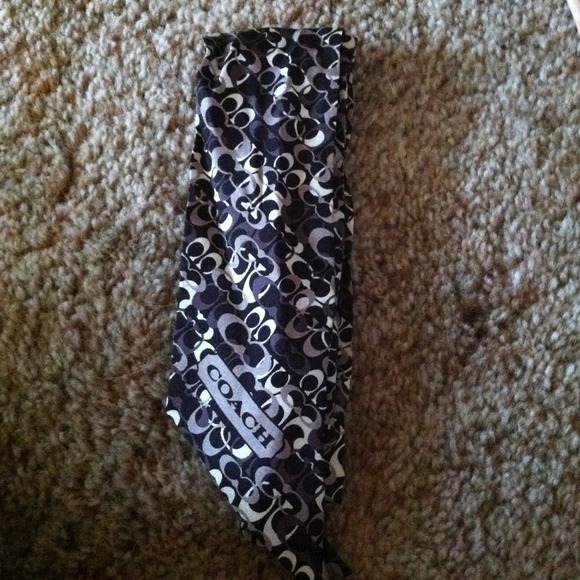 Silk Coach Scarves! $10 each - Picture 2 of 3