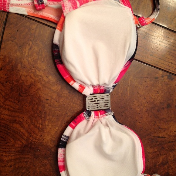 Bathing suit Top - Picture 2 of 3
