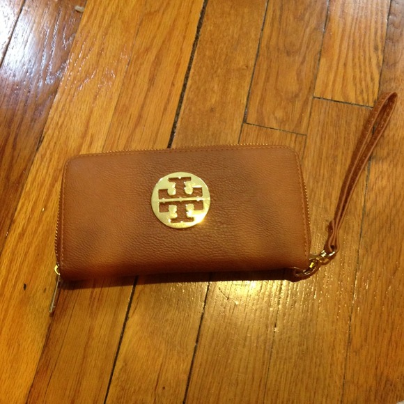 Tory burch inspired wallet