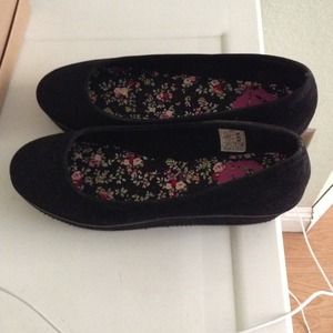 Hold and bundle for cak1027