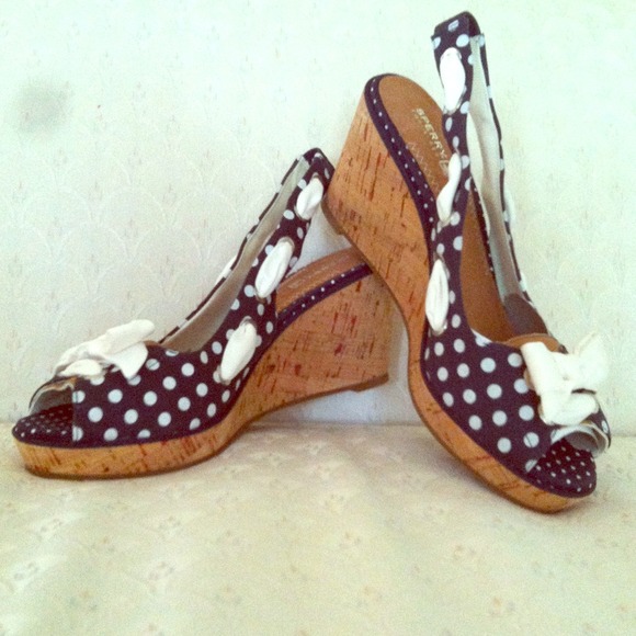 Sperry-topsider women's wedges. Brand new!!