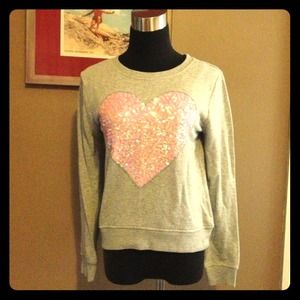 Forever 21 heart sweatshirt Large - never worn!