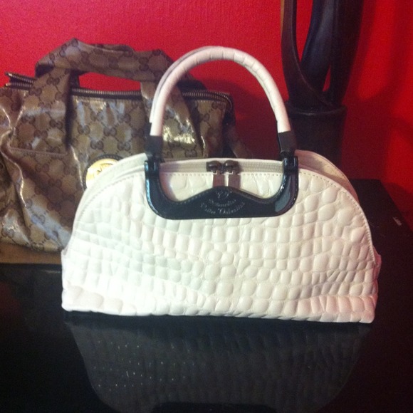 Valentino Handbags - 100%authentic vintage white real leather Valentino