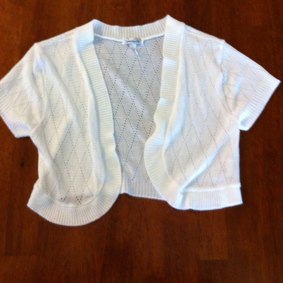 Short sleeve cover up, knitted