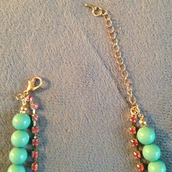 🚫SOLD in BUNDLE🚫Colorful Statement Necklace - Picture 4 of 4