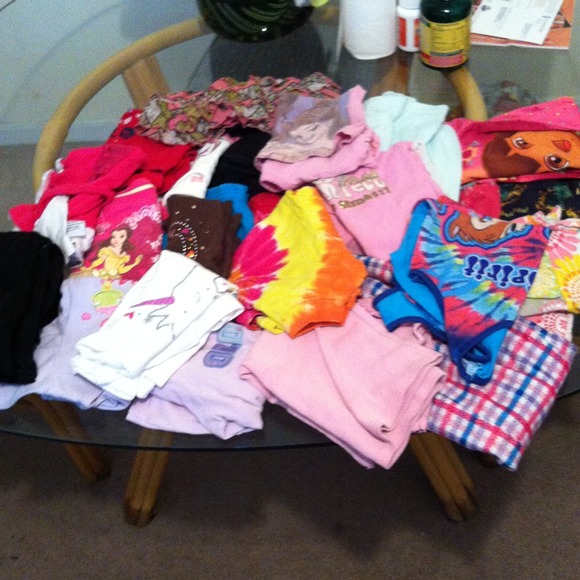 🚫SOLD 🚫Lot of 4/5T clothing