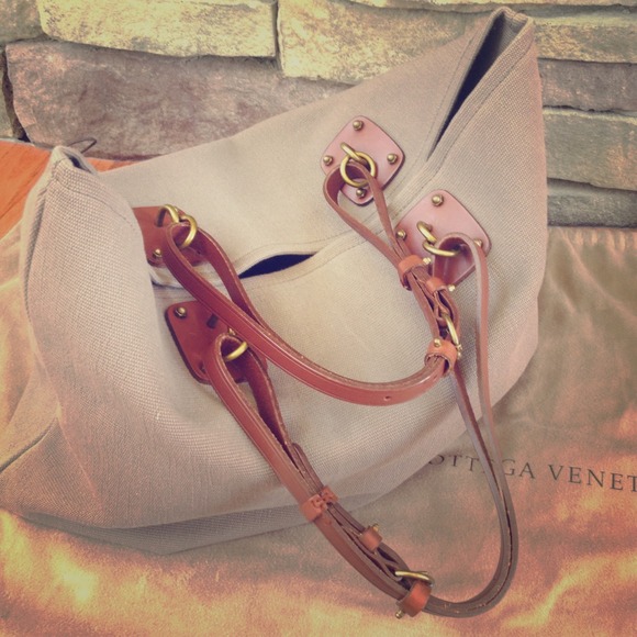 Bottega Veneta Handbags - 🎀N/A🎀Bottega Veneta tote bag