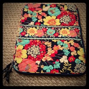 💐💐💐Vera Bradley NWOT 17" Laptop Cover💐💐💐
