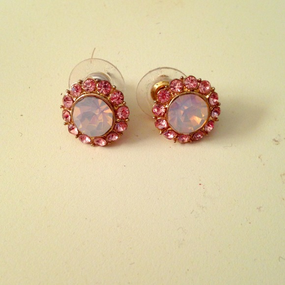 Cute pink errings!