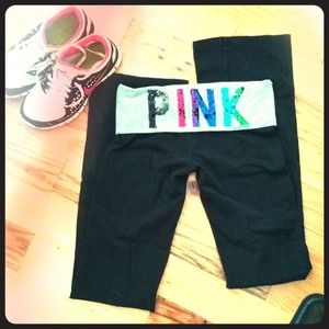 VS PINK yogas and Sweatshirt bundle