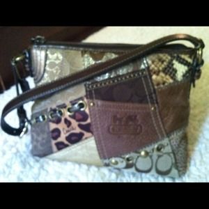 like new COACH leather handbag