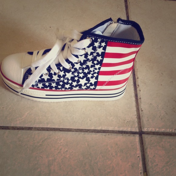 Vintage american flag high top