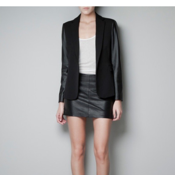 Zara Jackets & Blazers - Flash sale⭐️Host Pick🌟Zara leather sleeve Blazer