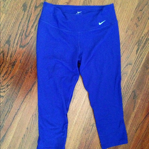 Bundle: TWO Nike Legend Workout Capris