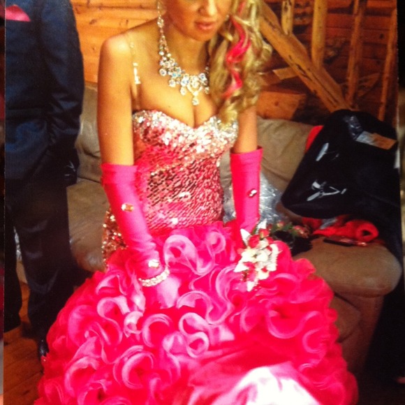 Mermaid Style sequin/gem dress - Picture 2 of 4