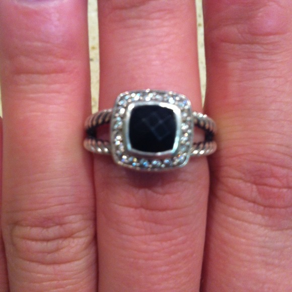 ❌SOLD❌ David Yurman black onyx petite Albion ring - Picture 2 of 4