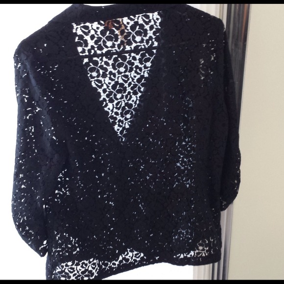 Black Lace Blazer - Picture 2 of 3