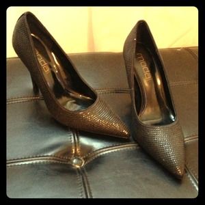 Moda sparkle pointy toe shoe- RT