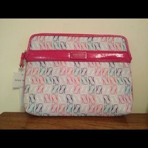 Nine West tablet case