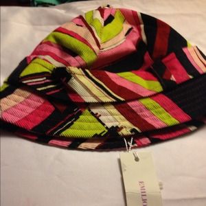 Sold!!! NWT Emilio Pucci hat, Sz 1
