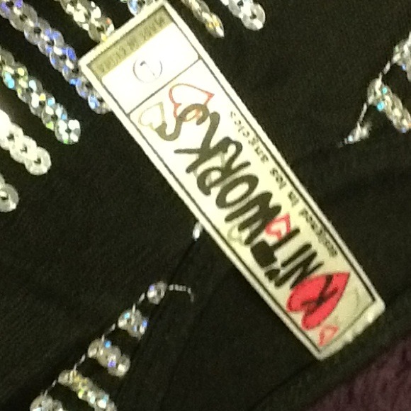 Shirt - Picture 4 of 4