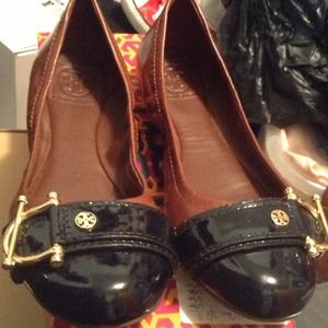 💥sold!!!!!!💥Tory Burch flats only worn once!