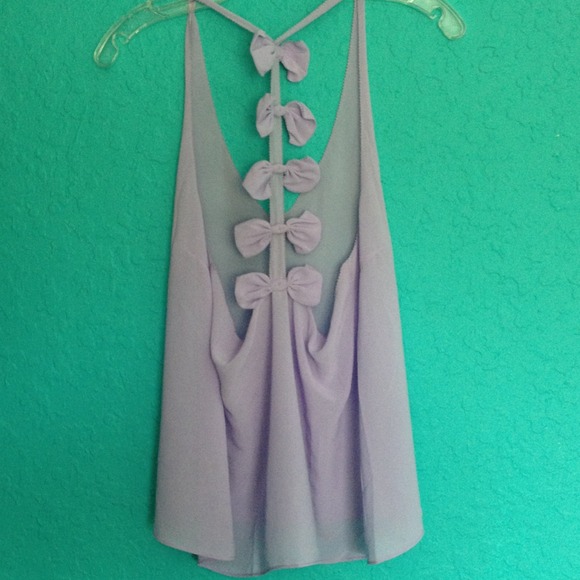 LF millau Lightweight Chiffon Bow Back Tank - Picture 2 of 2