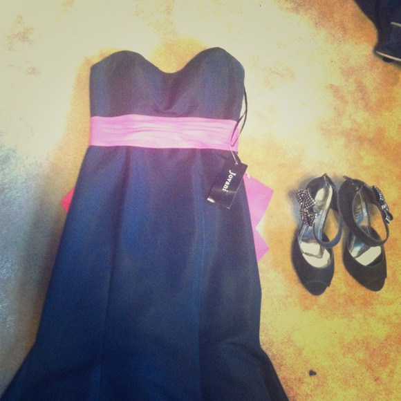Brand new Jovani black and pink dress. Style 154.
