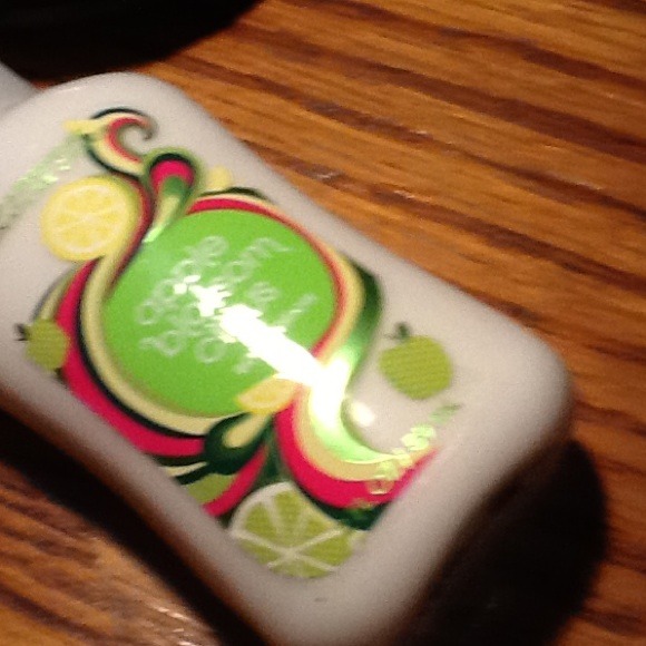 Lotion - Picture 2 of 2