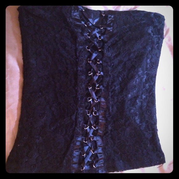 Sexy corset top!