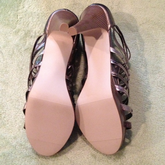 Madden Girl Bronze Gladiator Heels - Picture 4 of 4