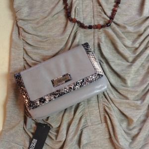 Kenneth Cole clutch taupe with snake Siskin