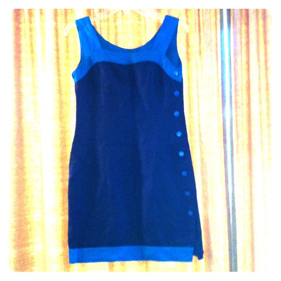 ❌SOLD❌Amazing vintage dress with buttons
