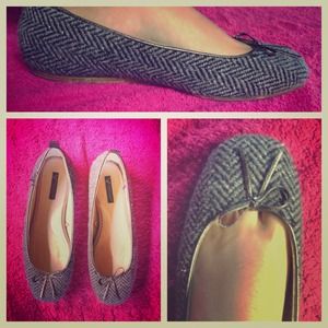 American Eagle black and gray tweed ballet flats